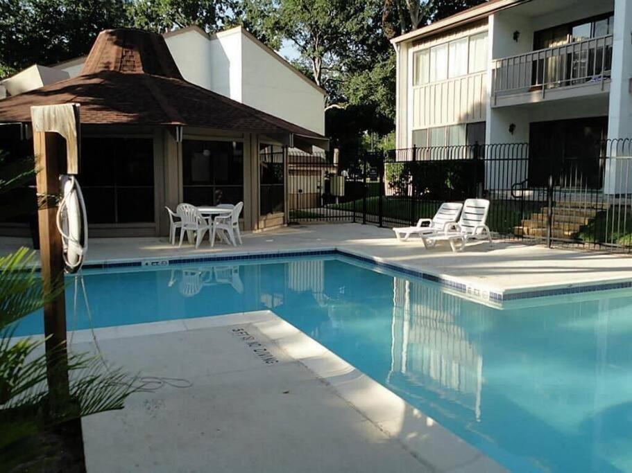 Lakeside Daze! Apartment Montgomery